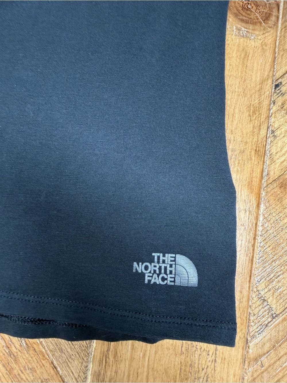 The North Face Breezeback Knit Tank Top Black Cross Back Keyhole Medium - Picture 3 of 13